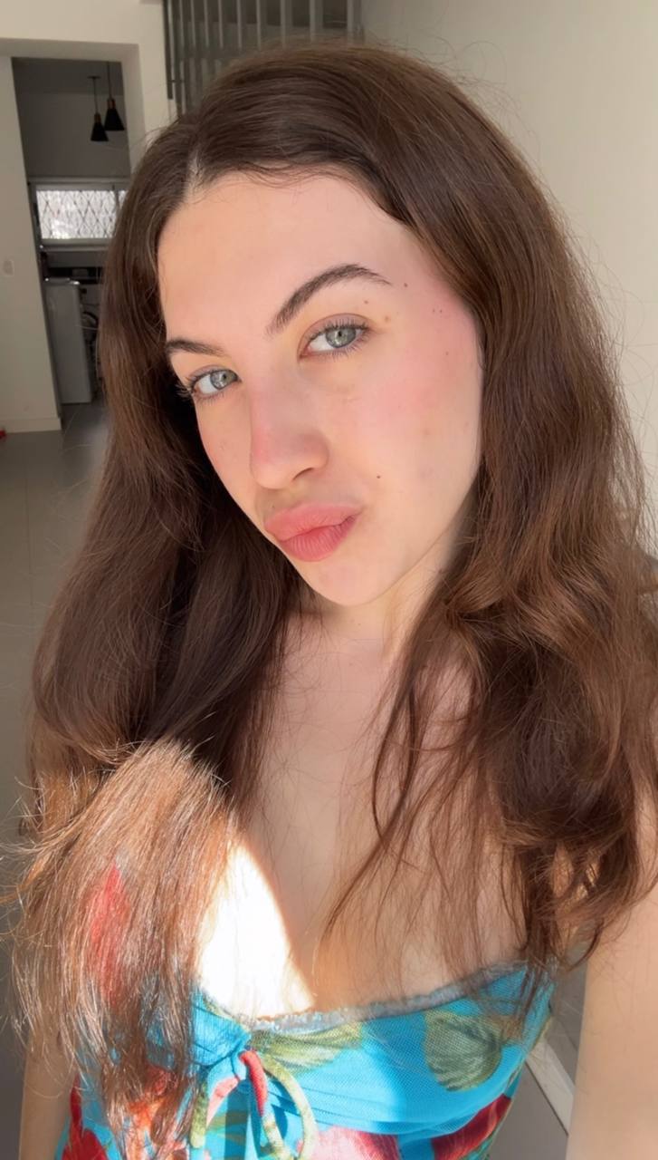 Nude girl Amber in Matsuyama