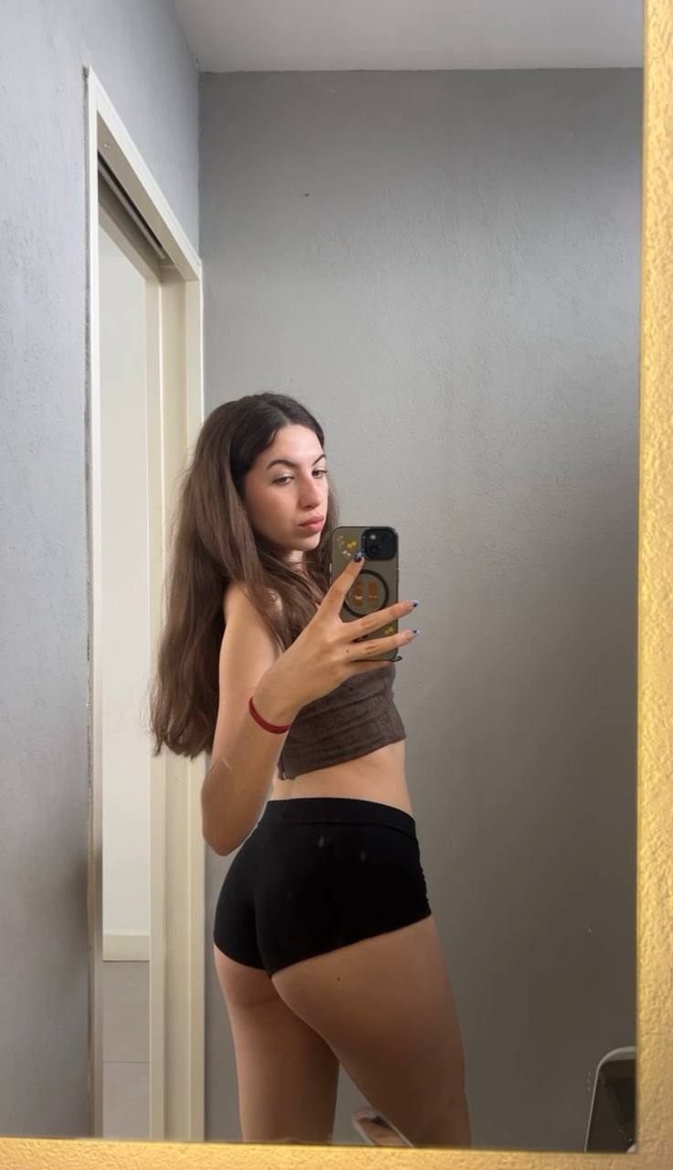 Amber in her underwear in Matsuyama