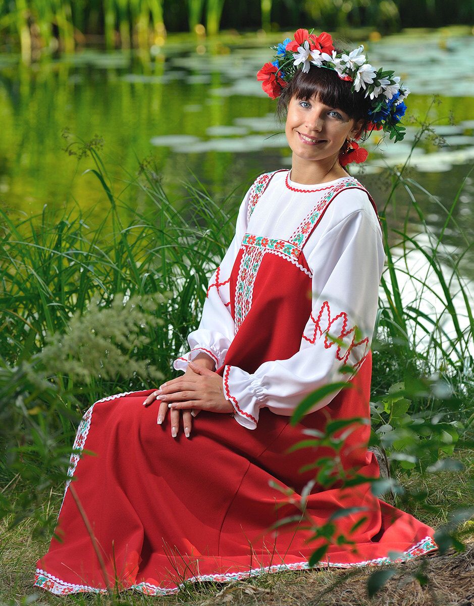 Beautiful girl Girls in Slavic costumes in Matsuyama